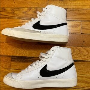 Nike mid blazer ‘77